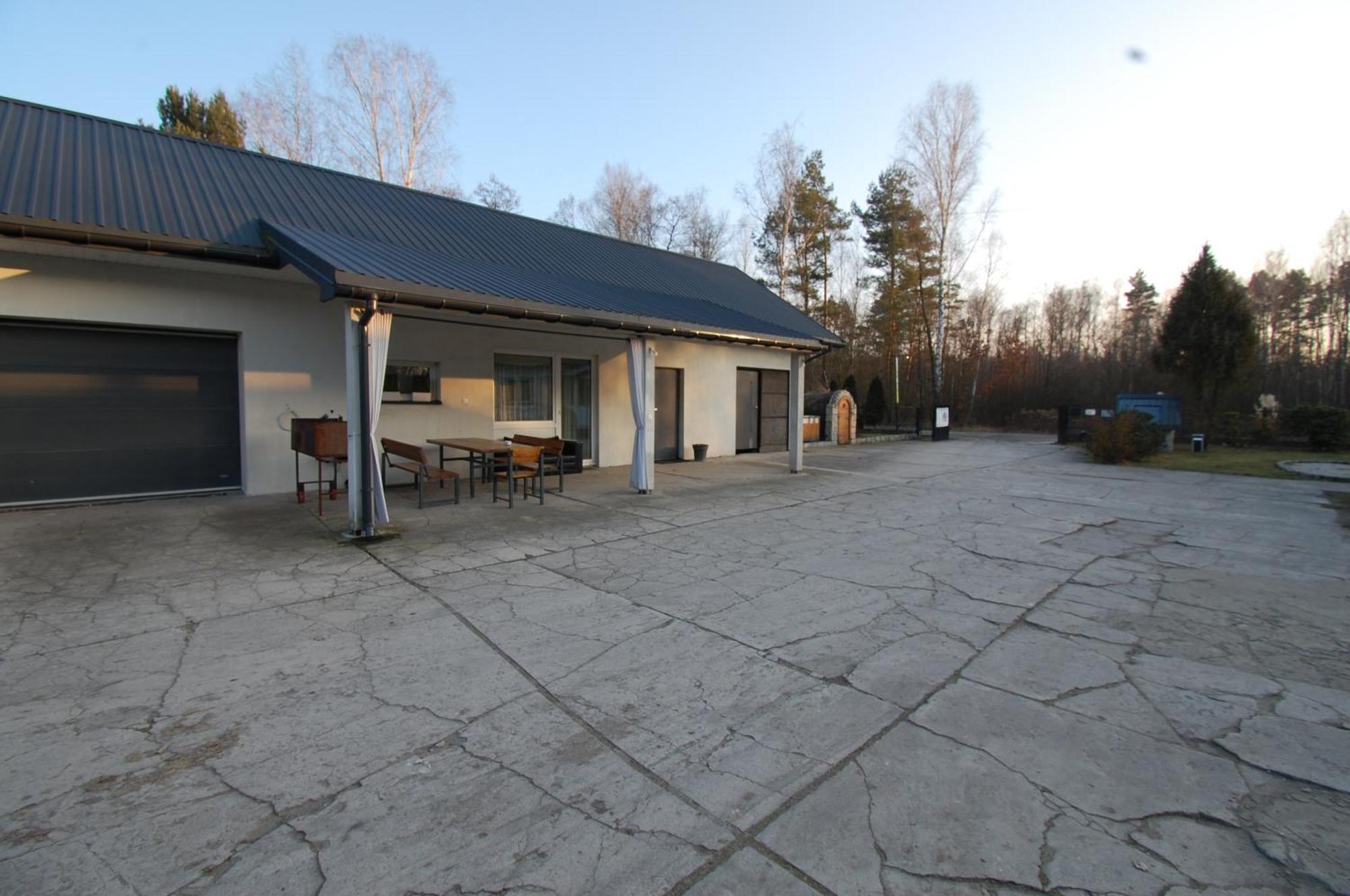 Letnia Oaza "Forsycja" Villa Sobienie Jeziory Buitenkant foto